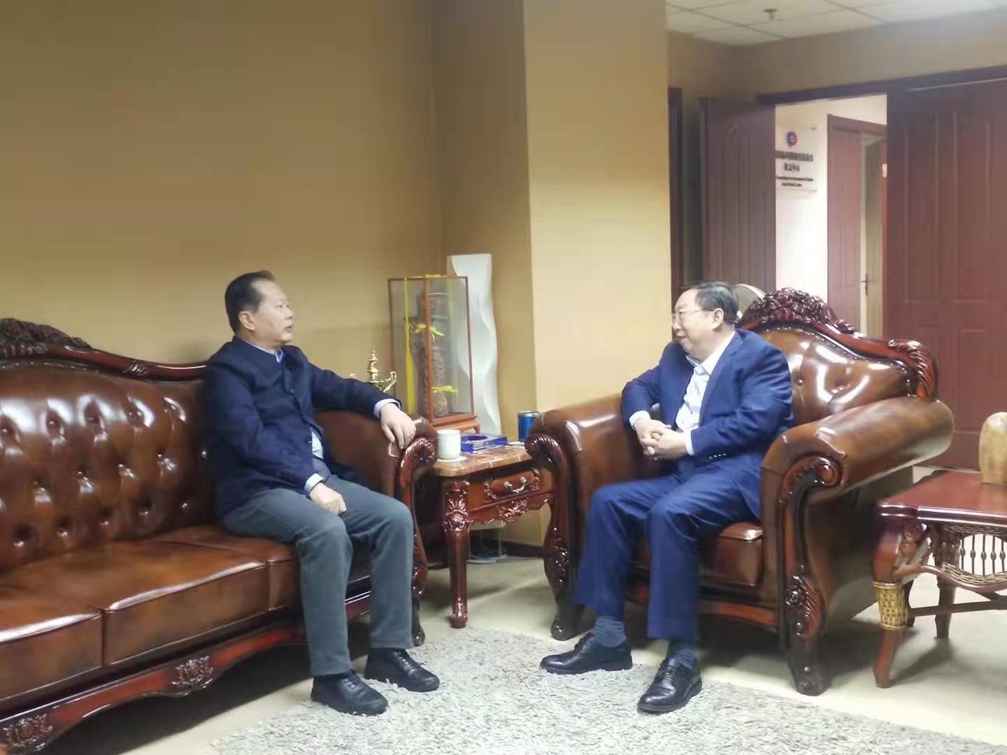 Mr.Xu met with Wang Jinzhen, former vice chairman of CCPIT