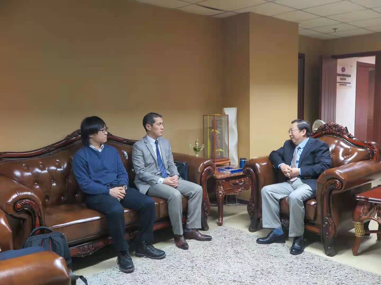 Mr.Xu met with Mr. Shigekazu Fukunaga, Commercial Counselor of the Japanese Embassy in China